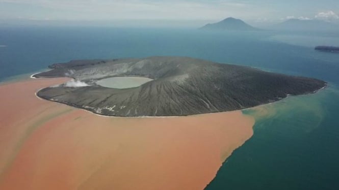 Gunung Anak Krakatau Mengalami Guncangan Letusan Sebanyak 415 Kali dalam Tahun 2023