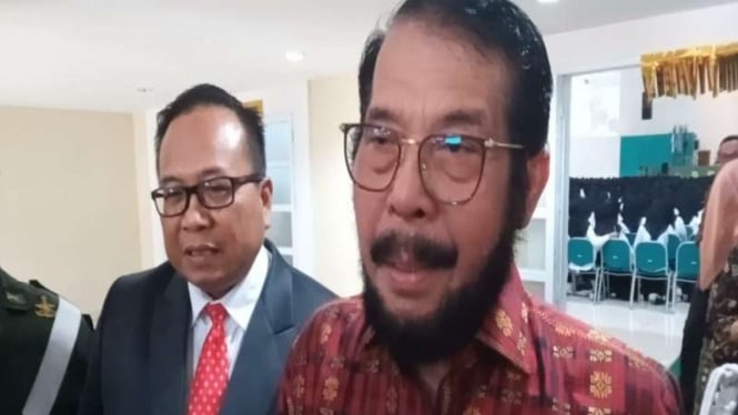 Respons Anwar Usman mengenai Peluang Sengketa Pemilihan Presiden Diajukan ke Mahkamah Konstitusi

Alternatif:
1. Respons Anwar Usman Terkait Kemungkinan Sengketa Pilpres Diajukan ke MK
2. Anwar Usman Menanggapi Potensi Perselisihan Pemilihan Presiden yang Dibawa ke MK
3. Penilaian Anwar Usman tentang Peluang Sengketa Pilpres Diadukan ke Mahkamah Konstitusi.