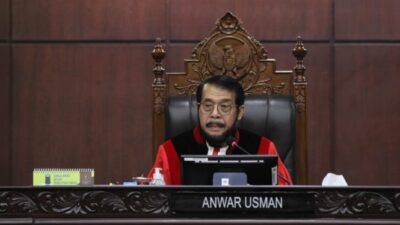 ‘Mahkamah Keluarga’: Keluarga Bangsa Indonesia Menurut Anwar Usman