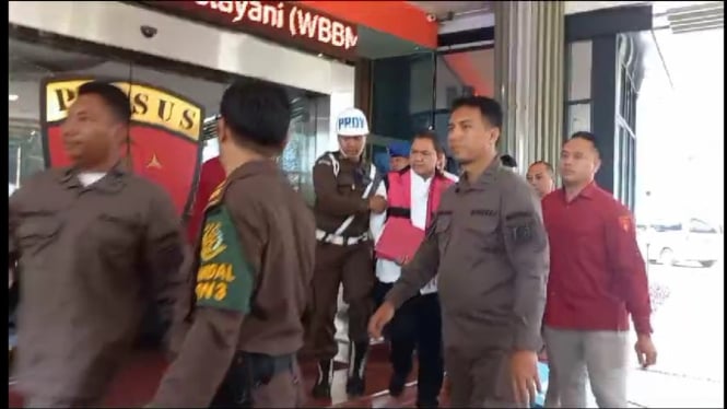 Anggota BPK Achsanul Qosasi Ditangkap Sebagai Tersangka Baru dalam Kasus BTS 4G dan Segera Ditahan