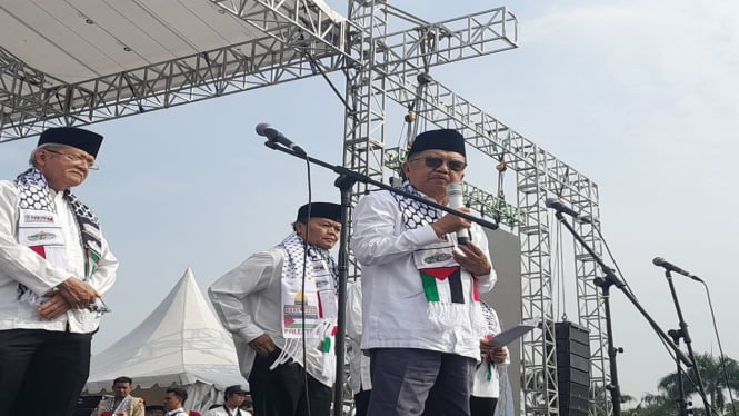 Jusuf Kalla Mendorong Pemerintah RI Melalui Diplomasi dengan AS untuk Menghentikan Serangan Israel kepada Palestina