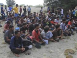 Dua Kapal Pengungsi Rohingya Tiba di Aceh Hari Ini, Hanya Berjarak 2 Jam