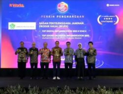 Kemenag BPJPH Memenangkan Dua Penghargaan Top Digital Awards 2023 berkat SIHALAL