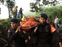 Polisi Telah Mengidentifikasi 11 Korban Erupsi Gunung Marapi yang Semuanya Mengalami Luka Bakar