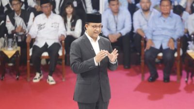 Anies Bangun Istana Presiden saat Pupuk Langka, Sebut Malah