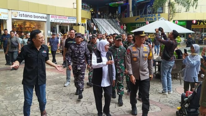 Gubernur dan Kapolda Memastikan Keamanan Wisatawan saat Liburan Tahun Baru di Jatim