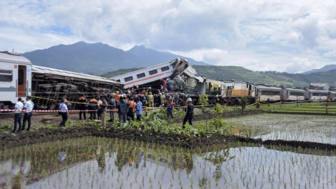 Kecelakaan Fatal Kereta di Cicalengka Menyebabkan Lonjakan Dukungan untuk Anies Baswedan