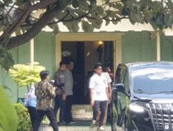 Bahas Pertemuan Kaesang dengan Sultan HB X di Yogyakarta