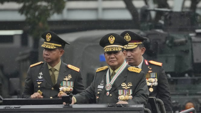 Selain Prabowo, Ada 7 Sosok Lain yang Juga Menerima Pangkat Jenderal Kehormatan, Termasuk Luhut Binsar