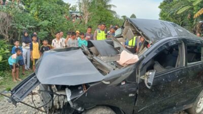 Kecelakaan fatal antara Kereta Api dan Mobil di Tebing Tinggi, Menewaskan Dua Orang