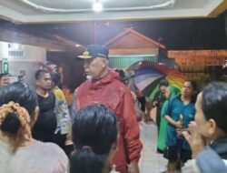 Ratusan Pengungsi Warga Parak Gadang Timur Padang karena Banjir yang Merendam Rumah Mereka