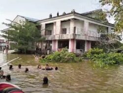 Banjir Melanda Delapan Kabupaten di Kalbar karena Hujan yang Intens