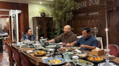 Prabowo Membagikan Momen Buka Puasa Bersama Titiek Soeharto dan Didit