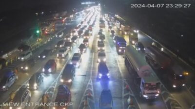 Tekanan Pemudik Menuju Jalan Tol hingga Pelabuhan Merak Masih Tinggi Hingga Minggu Malam