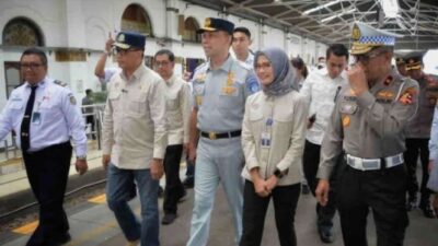 Menteri Perhubungan Mengingatkan Semua Pihak Aparat untuk Memastikan Kelancaran Arus Mudik dan Arus Balik Lebaran