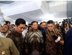 Prabowo Menjenguk Para Kerabat dengan Penuh Kasih Sayang di Hari Lebaran, Menurut Pengamat: Membaur dan Memberi Contoh Tauladan