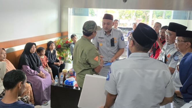 Ahli Waris 7 Korban Kecelakaan Bus Rosalia Indah Menerima Santunan dari Jasa Raharja