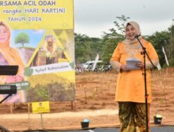 Menggali Inspirasi Harmoni Hijau: Acil Odah Mengajak Perempuan Banjar Terlibat dalam Penanaman Pohon