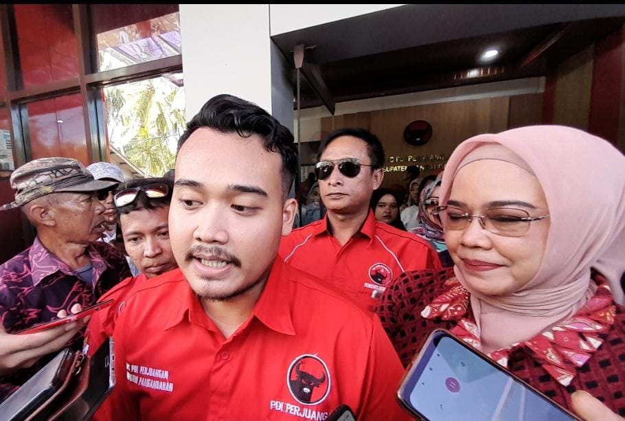 Arief Mewakili Generasi Milenial dalam Daftar Calon Bupati pada Pilkada 2024