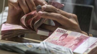 Pengamat Menyarankan Semua Pihak untuk Ikut serta dalam Mempertahankan Stabilitas Nilai Tukar Rupiah