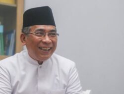 Gus Yahya Mengkritik Klaim MUI Tentang Salam Semua Agama sebagai Ibadah yang Tidak Tepat