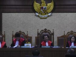 Tiga Terdakwa Kasus Korupsi Tol MBZ Diajukan Tuntutan Hukuman 4-5 Tahun Penjara