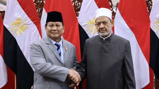 Imam Besar Al Azhar Berdoa untuk Prabowo saat Kunjungan di Kemhan