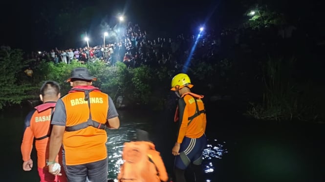 Kades di Simalungun Meninggal Setelah Mobilnya Jatuh ke Danau Toba