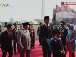 Jokowi disambut oleh Prabowo dan Gibran bersama Iriana dan Jan Ethes dalam perayaan HUT TNI ke-79