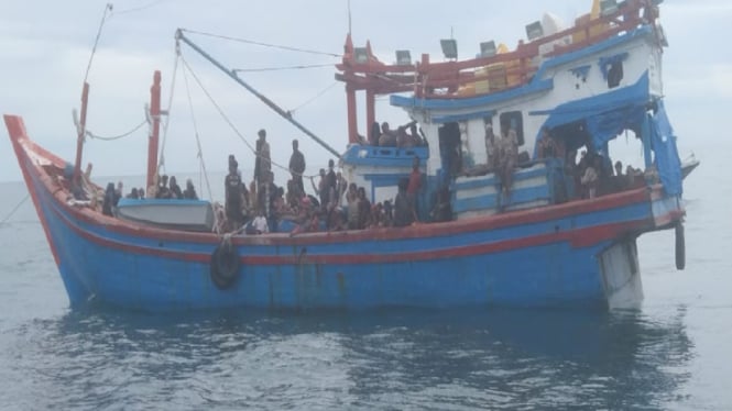 Diduga Kapal yang Ditumpangi Imigran Rohingya Terombang-ambing di Perairan Aceh Milik Warga Lokal