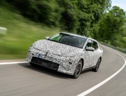 Kia EV4: Rekor Jarak 9.977 Km di Nurburgring Tanpa Mati